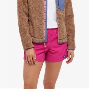 PATAGONIA Barely Baggies5" Short
Mystic Pink Size Medium